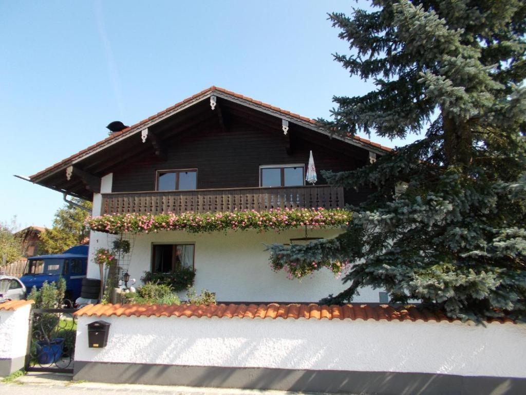 Karl-Stieler-Str. One Room In A 2 Room Appartment ; Lot Space Bruckmühl Εξωτερικό φωτογραφία