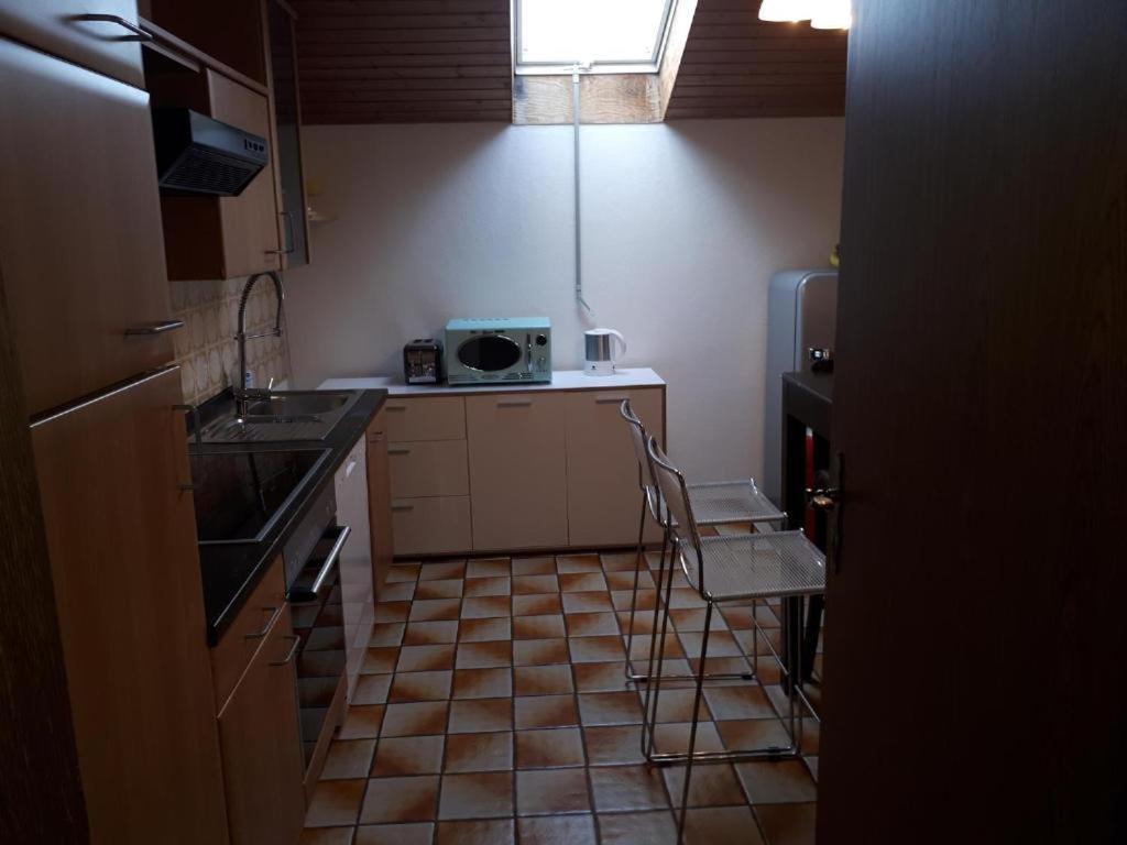 Karl-Stieler-Str. One Room In A 2 Room Appartment ; Lot Space Bruckmühl Εξωτερικό φωτογραφία